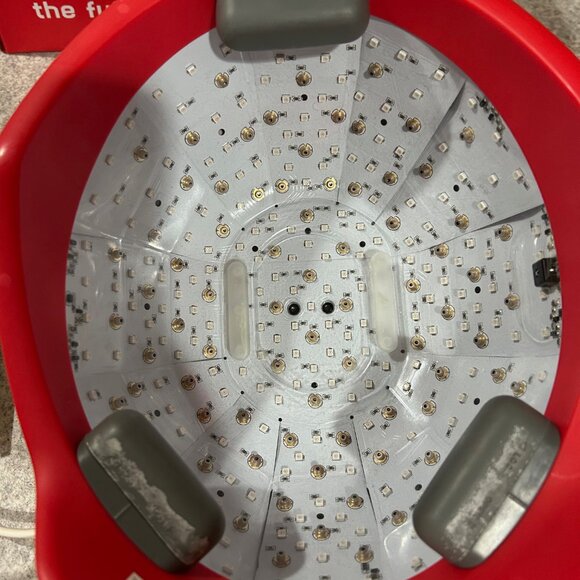 iRestore Professional 282 Laser Hair Growth Helmet + Portable Battery Pack - Picture 4 of 6